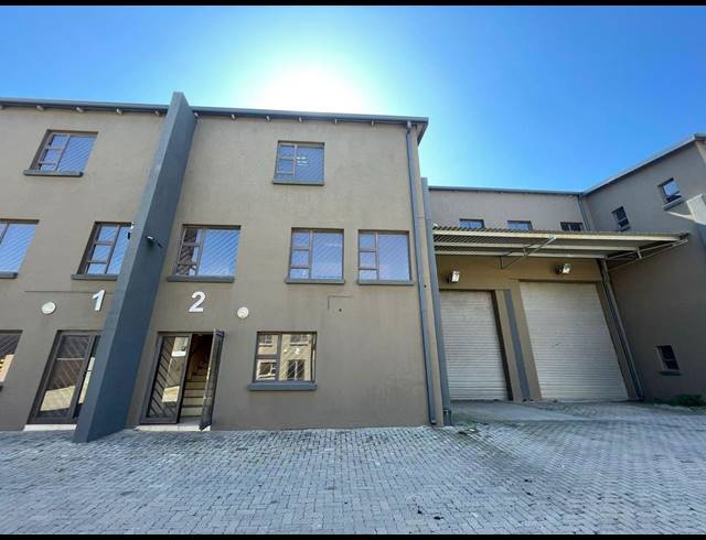 578M² WAREHOUSE FOR SALE IN SPARTAN